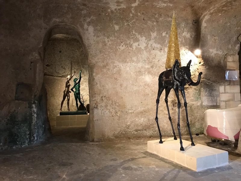 Salvador Dalí – La Persistenza degli Opposti